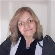 Profesora de química que te dará herramientas para comprender la química y sus aplicaciones, desde lo sencillo a lo complejo